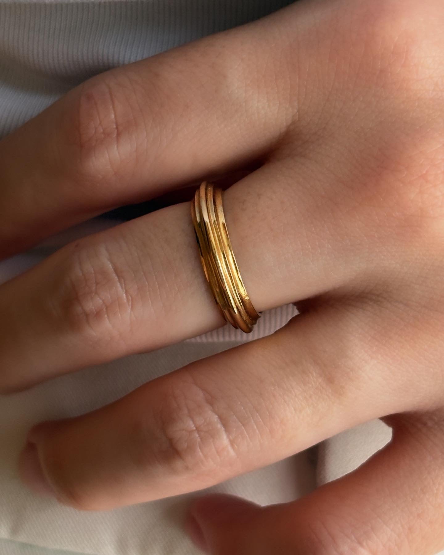 Pillar base ring