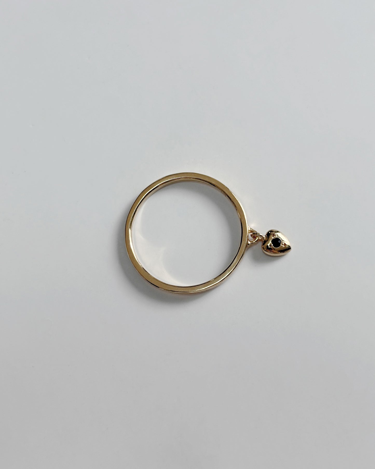 Mini round heart swing ring with stone