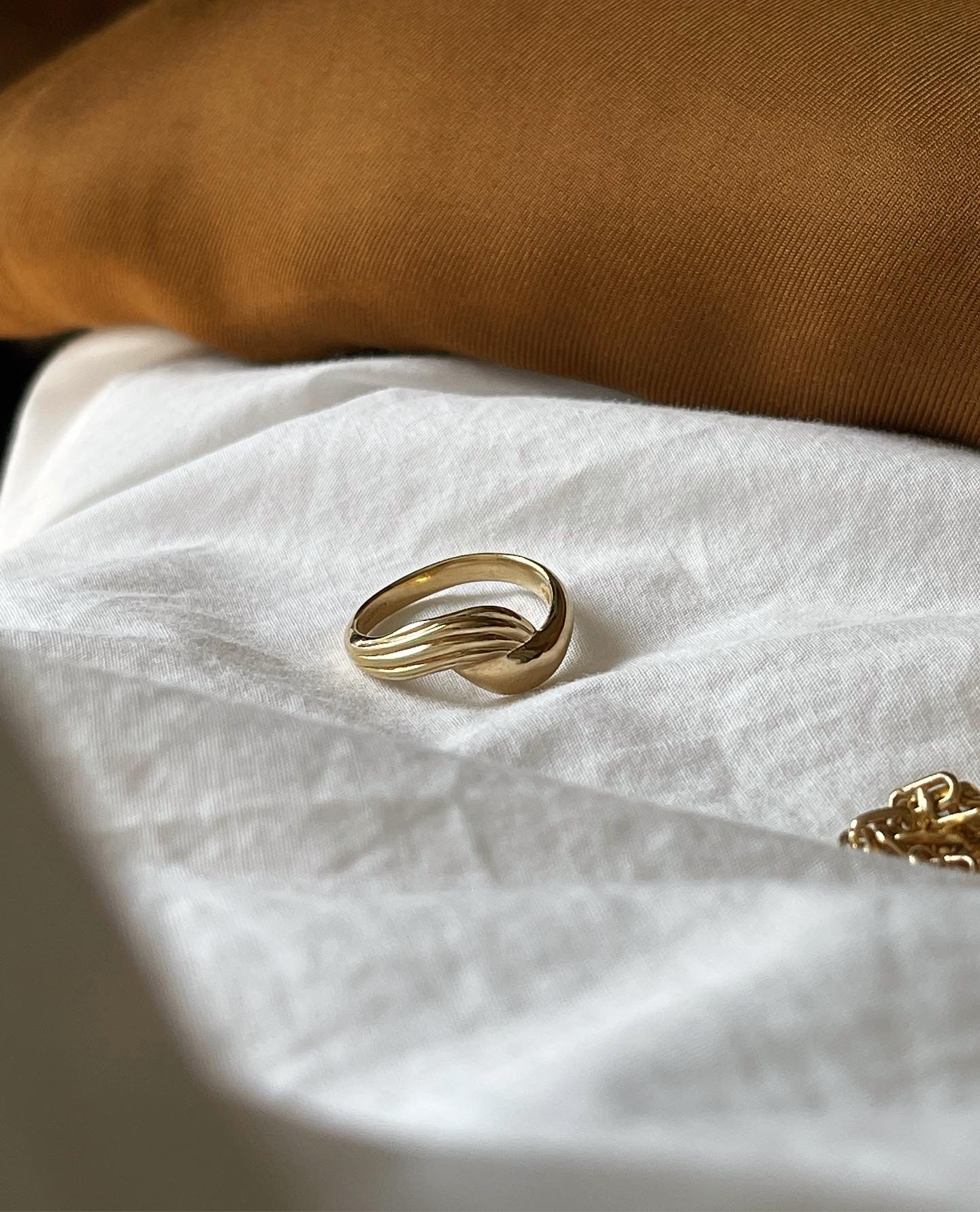 Whirl ring