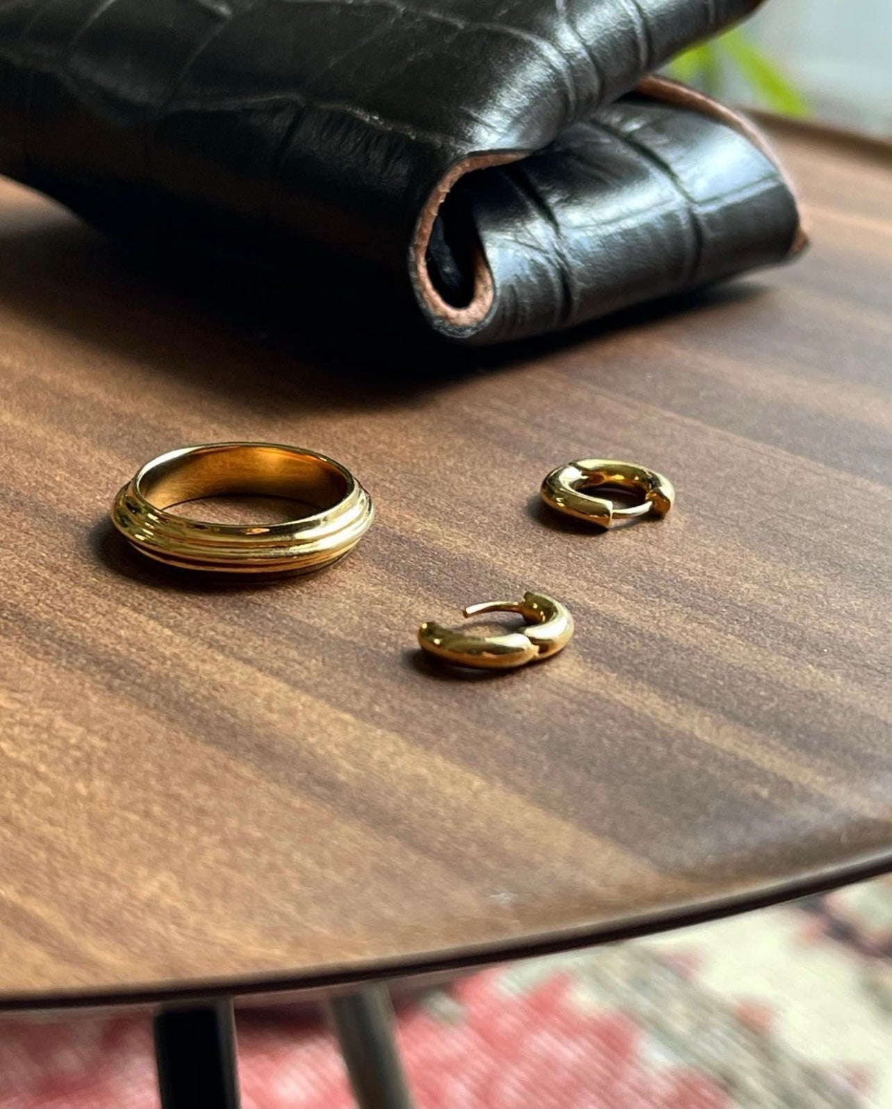 Pillar base ring