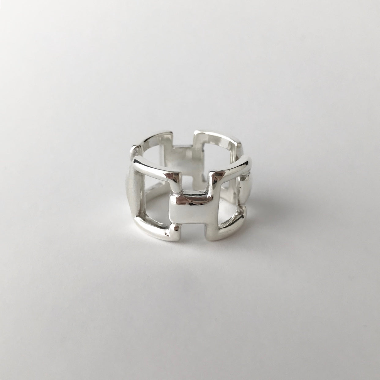 Squares ring