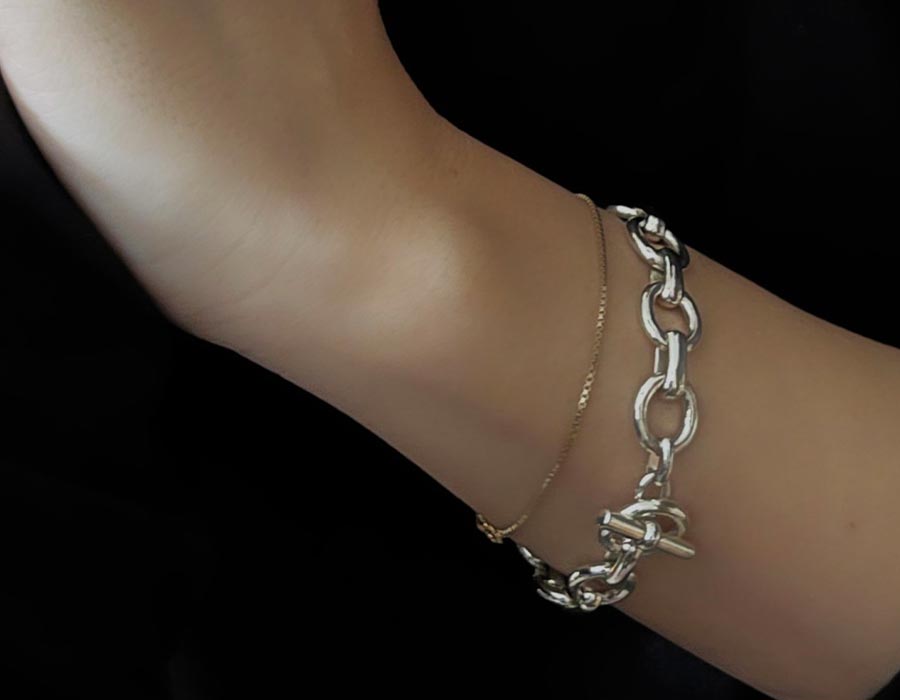 Chunky oval bracelet