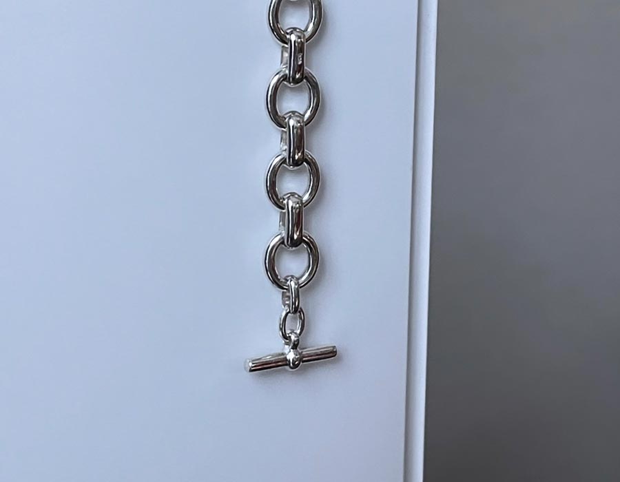 Chunky oval bracelet