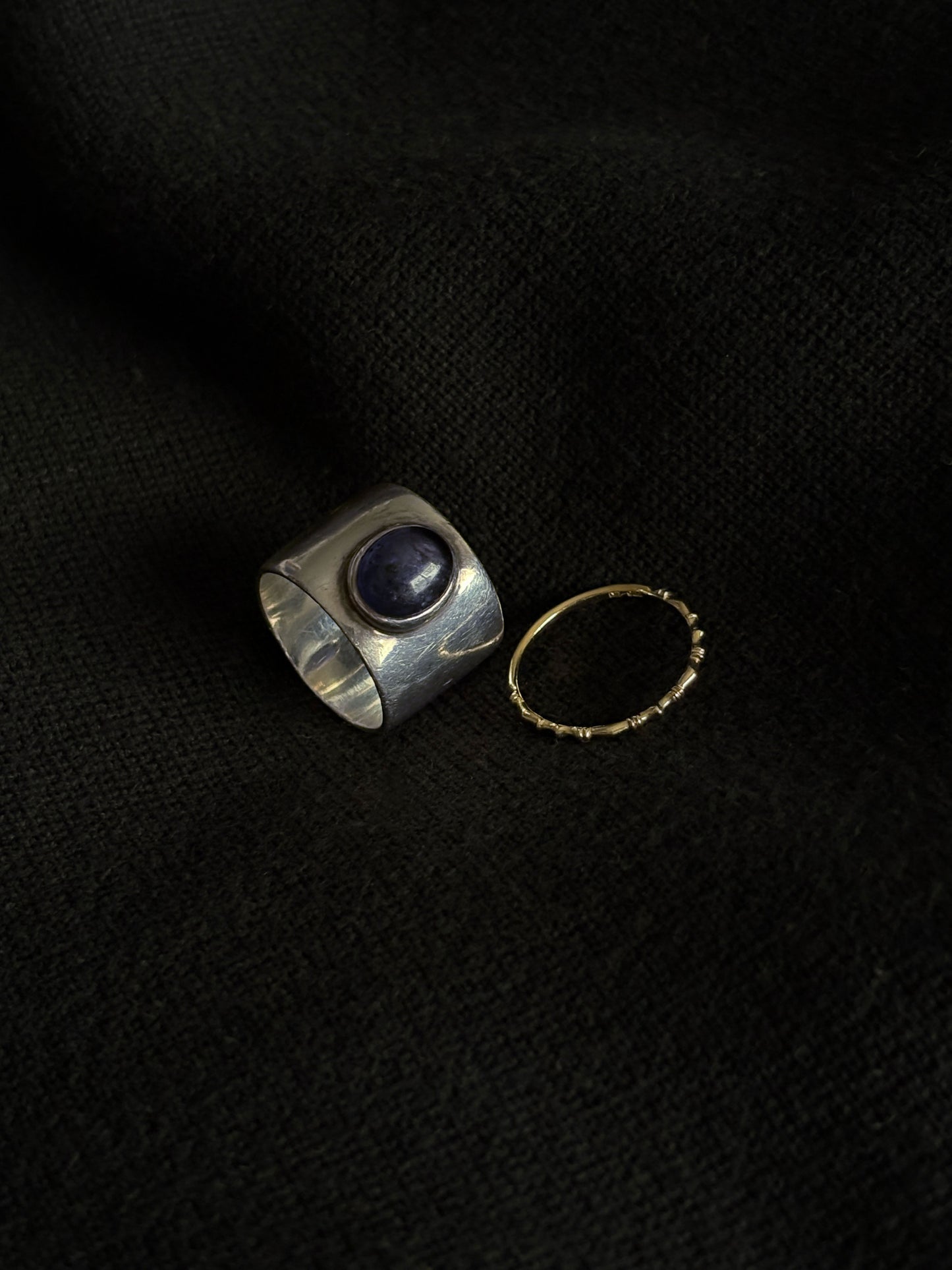Iolite wide ring