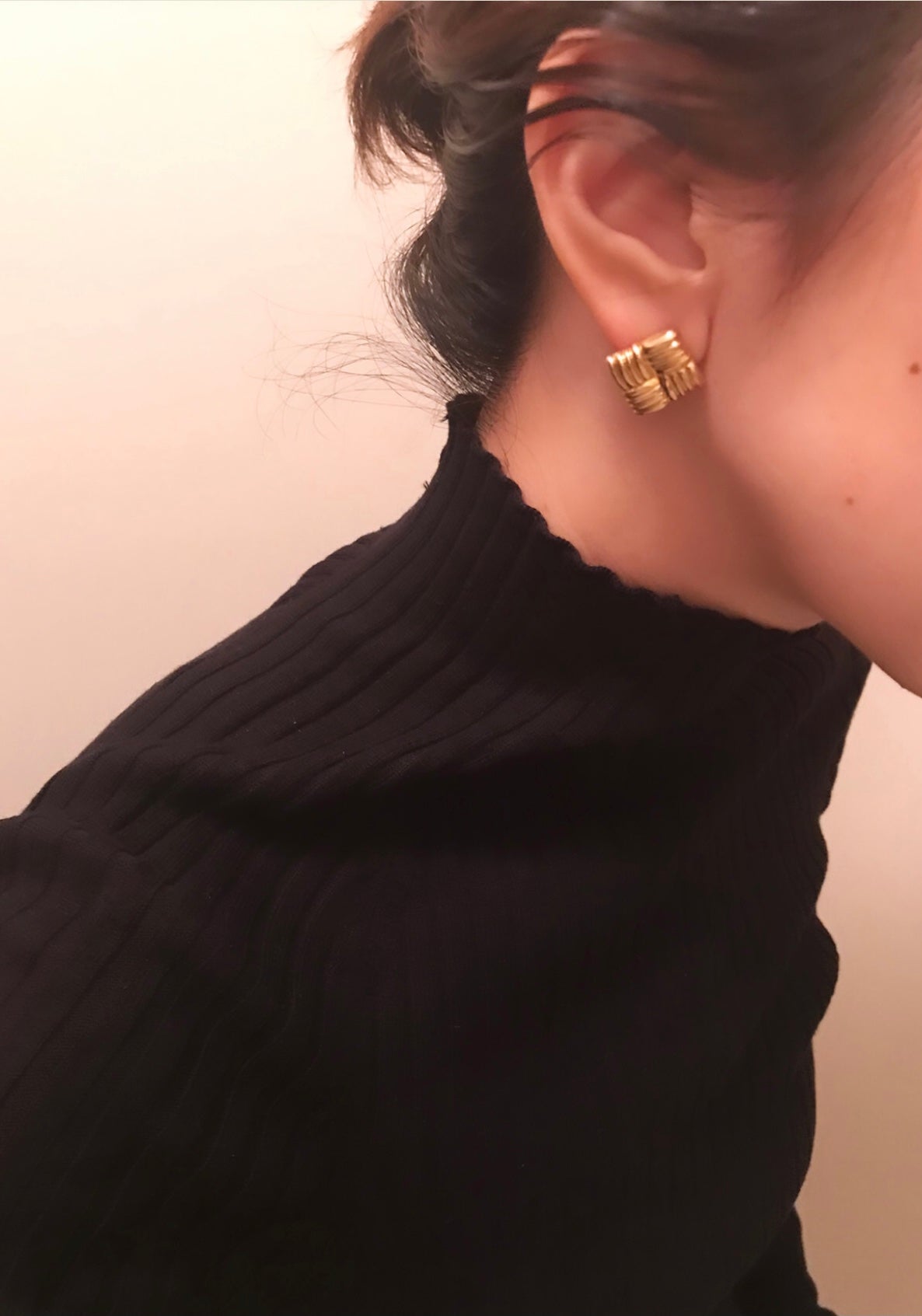 Twill weave earrings
