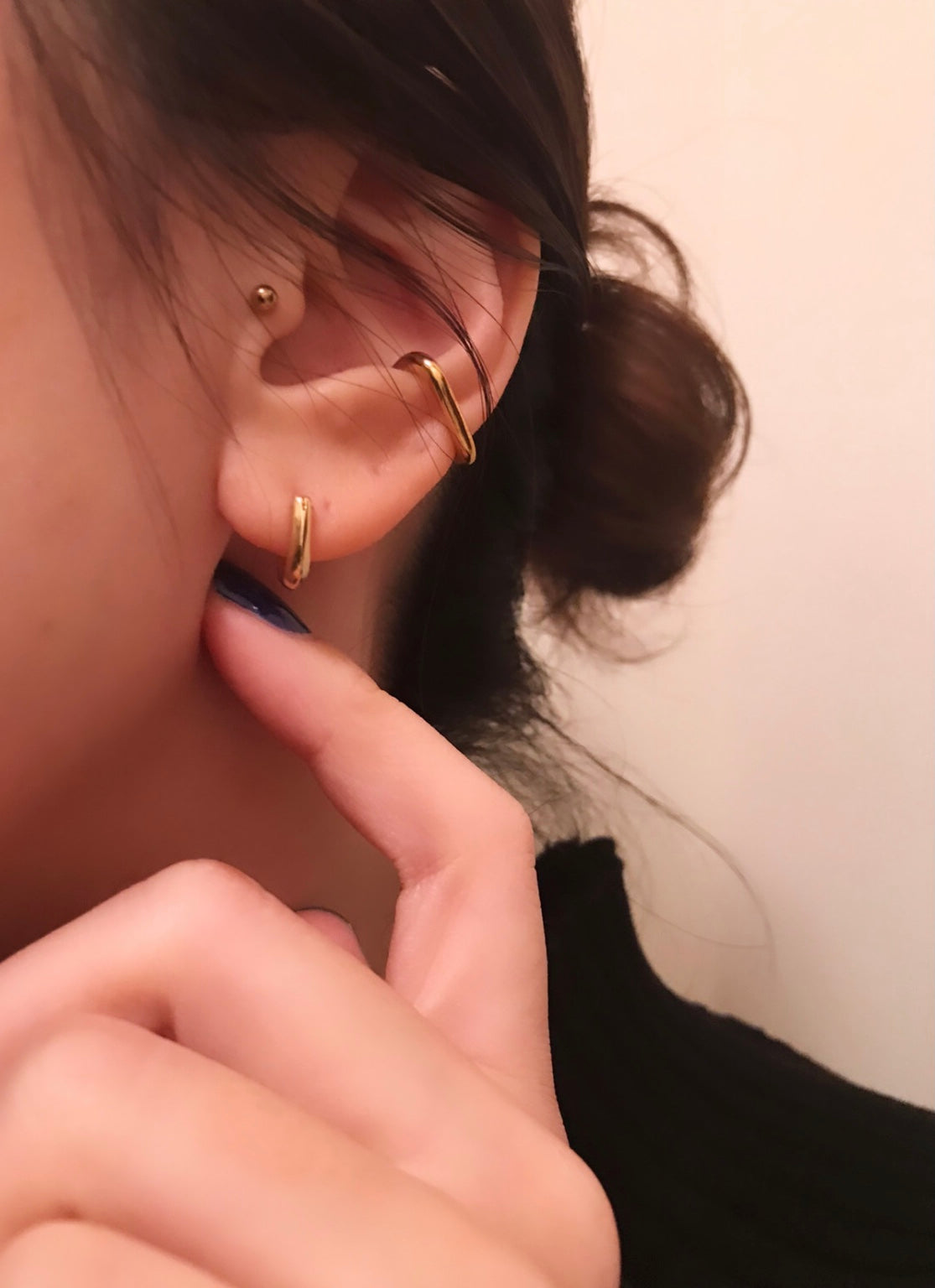 Ear cuff