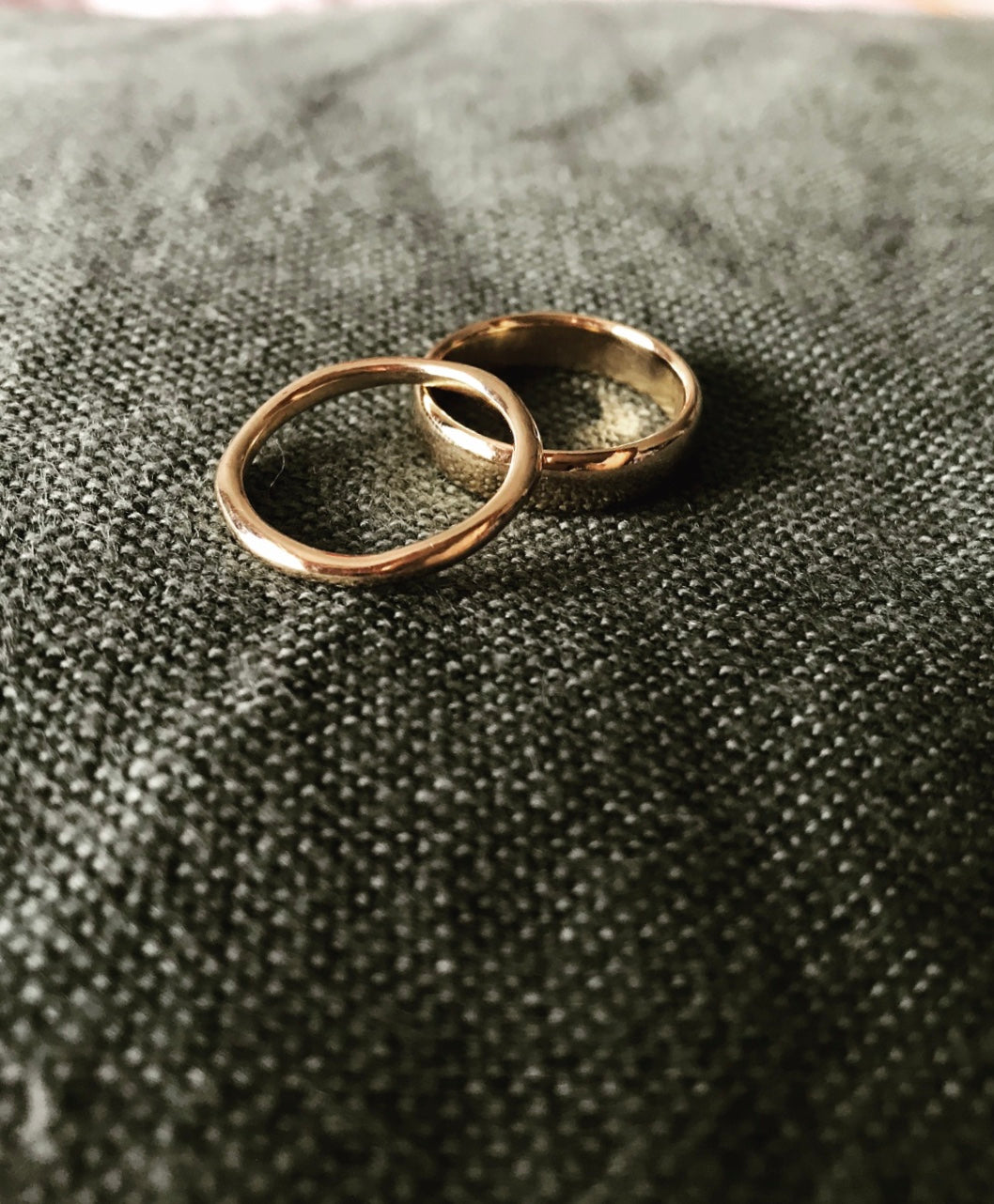 Lands ring