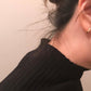 U earrings