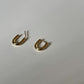 U earrings