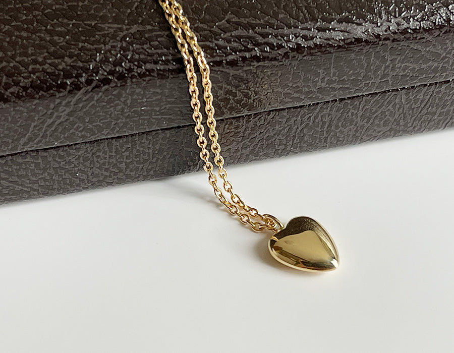 Round heart necklace