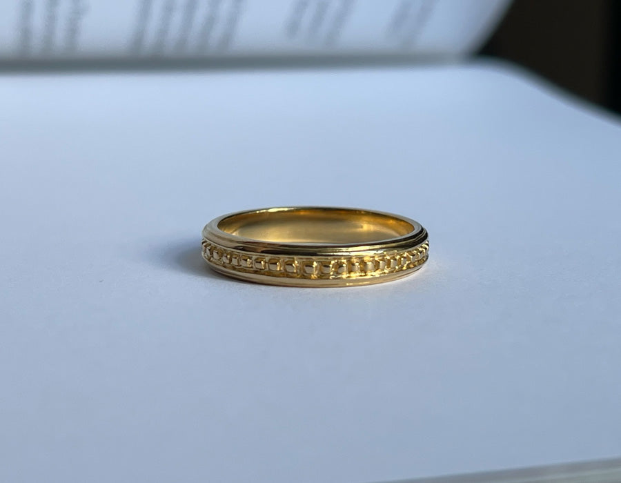 Ancient decor ring