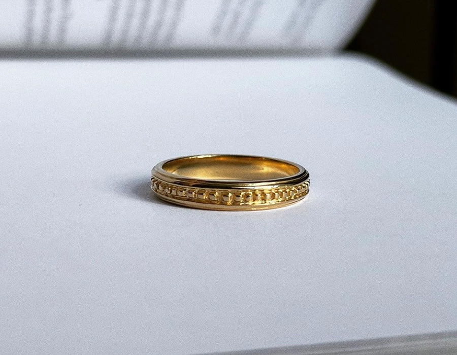 Ancient decor ring